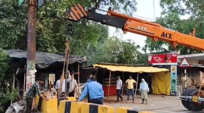 Kanpur You will not be able to go to Hamirpur today Rail and road routes will remain closed