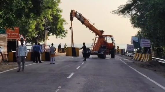 Kanpur You will not be able to go to Hamirpur today Rail and road routes will remain closed