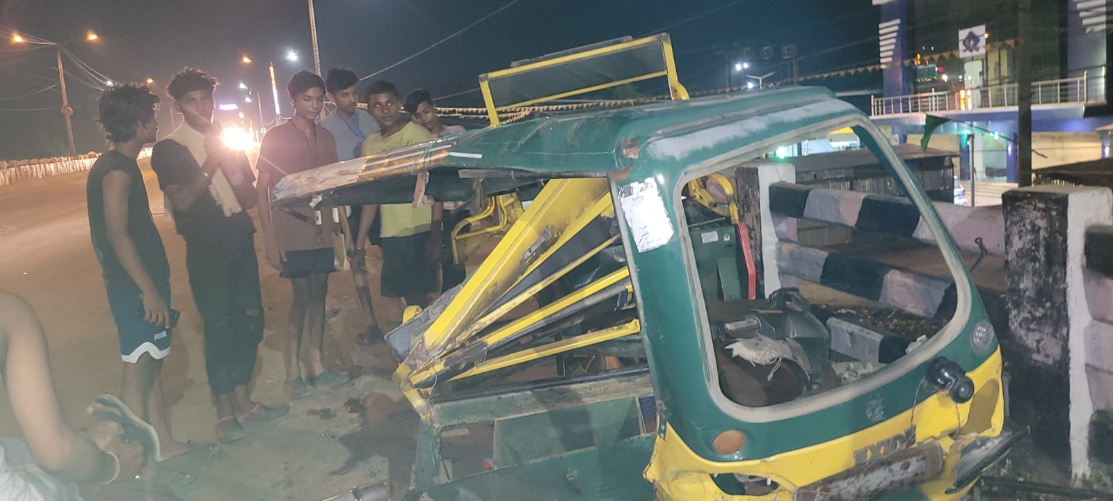 क्षतिग्रस्त वाहन