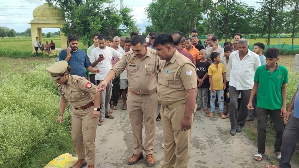 CRPF jawan's wife murdered married woman shot dead in middle of road