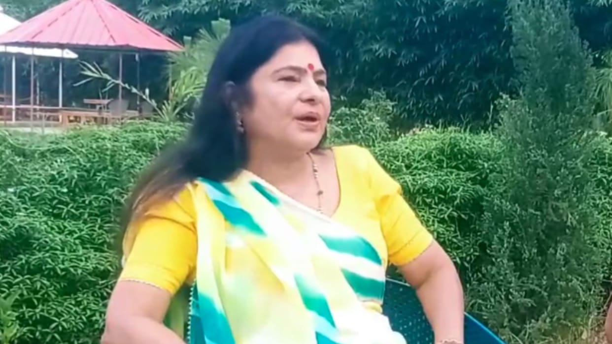 Malini Awasthi said- Folk songs not just voices they experience of generations and soul of society