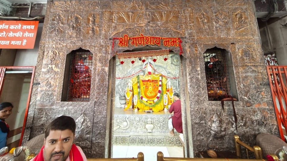 Indore news: Khajrana Ganesh Temple to Get 6 Kg Gold Crown and New Silver Interior