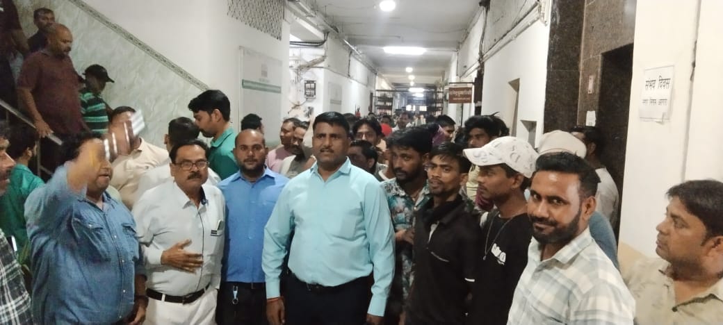 MLA's uncle beaten up case: Sanitation workers went on strike as soon as FIR was lodged