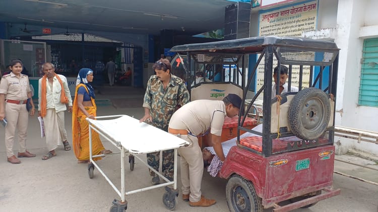 Bihar News: लखीसराय में कांवरिया की हृदयगति रुकने से मौत, परिजनों में शोक की लहर