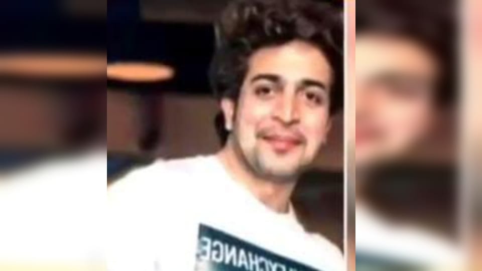 Conversion: Badar beats, save me! No trace of sister after the last call, brother asks for help