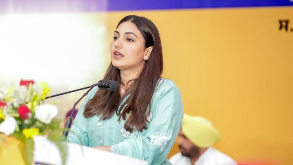 Punjab Kharar MLA Anmol Gagan left politics, started his political journey in 2020, ended in 2025