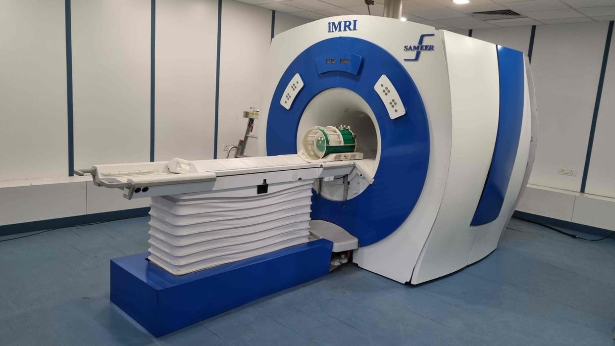 Prayagraj News: More than nine months of waiting for MRI at SRN Hospital