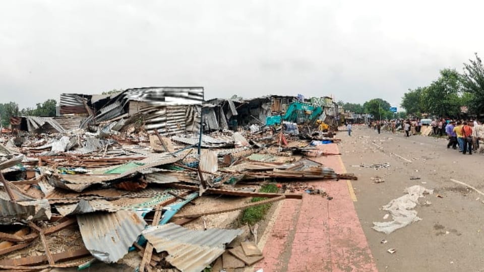 Bulldozers action on Chandigarh furniture market 116 shops demolished