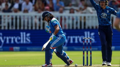 England Women vs India Women 2nd ODI Lords Match Result DLS Method Sophie Ecclestone PLAYER OF THE MATCH