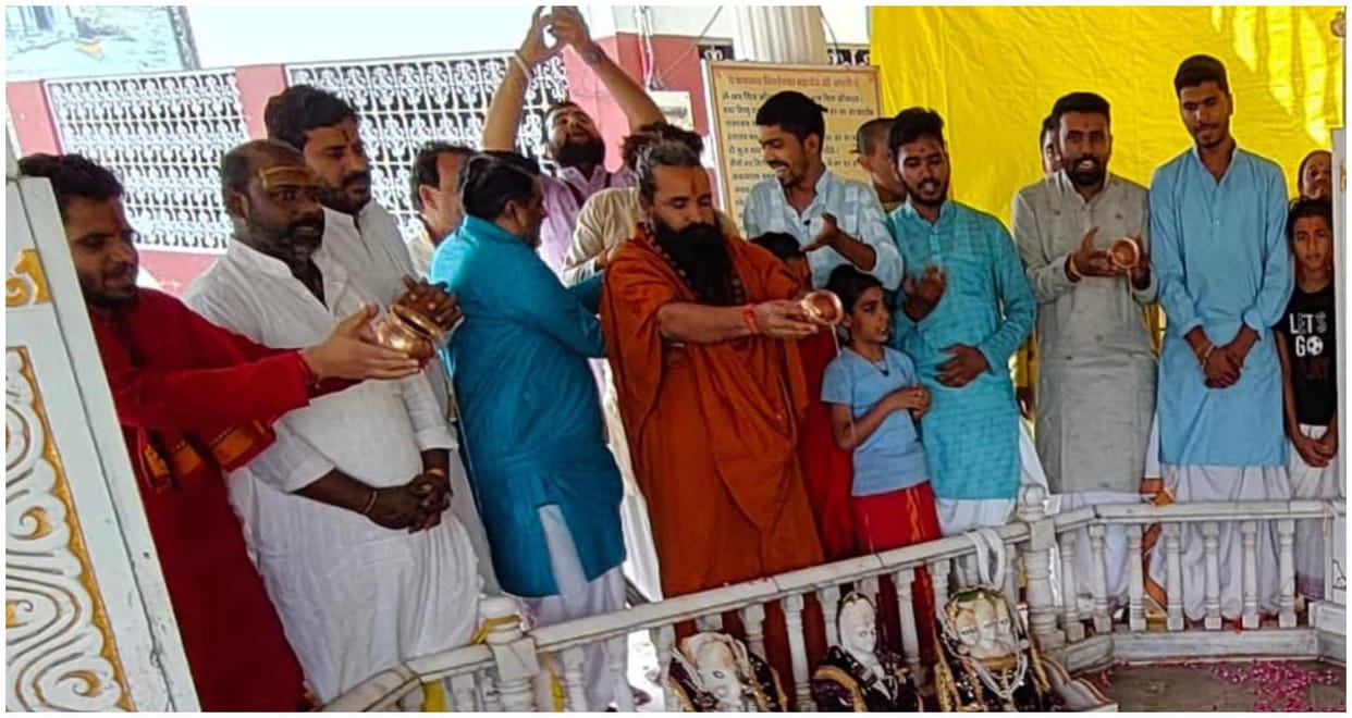Unique prayer for rain in Indore, water Abhishek of Mahadev in Panchkuiya temple, see photos
