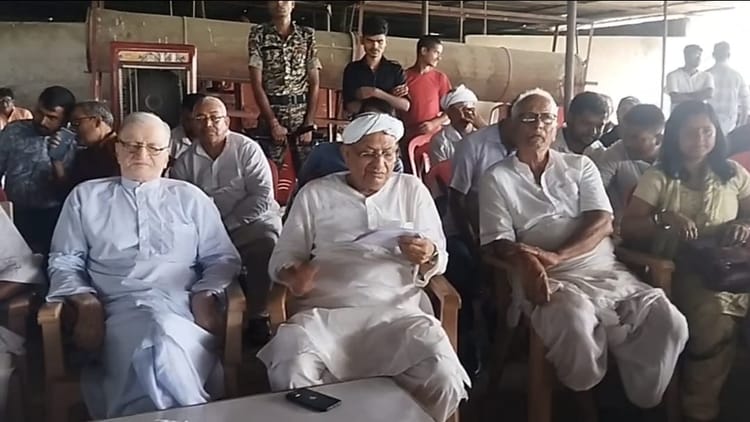 Bihar: पूर्व मंत्री बृषण पटेल ने किया भतीजे के खिलाफ निर्दलीय चुनाव लड़ने का एलान, कहा- अब मेरा अंतिम समय है