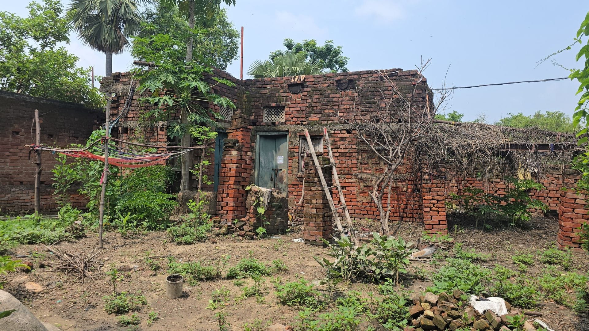 पुश्तैनी घर