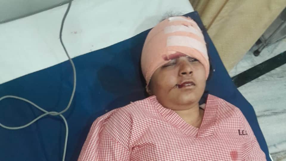 Road accident on Yamuna Expressway Six killed on UP Expressway Soni lost her husband and two sons