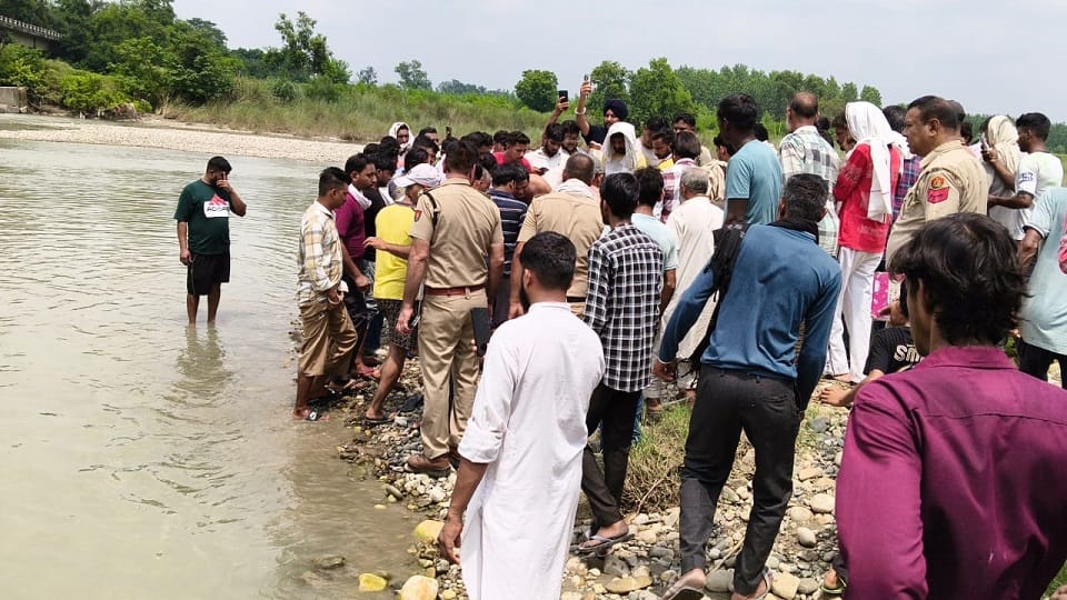 Three Boys died in Yamuna canal