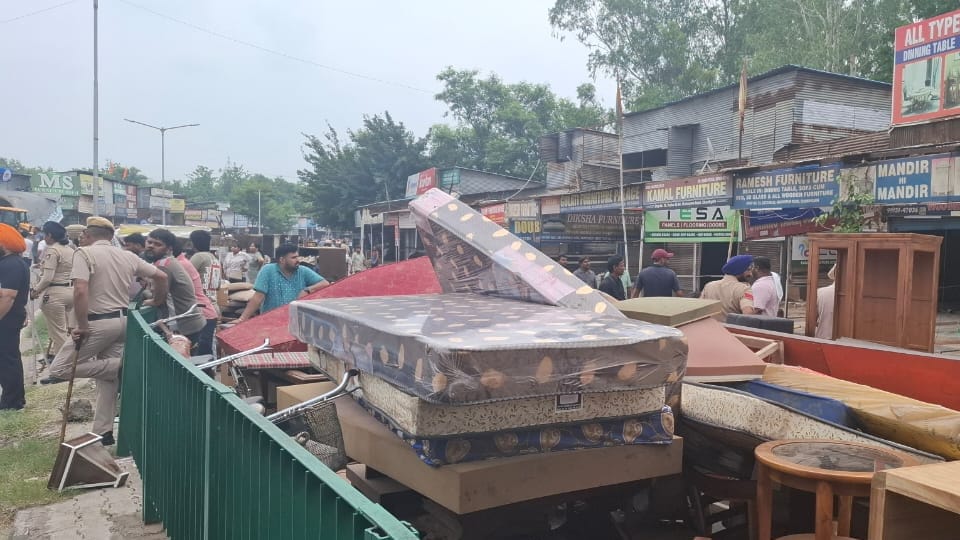 Bulldozers action on Chandigarh furniture market 116 shops demolished