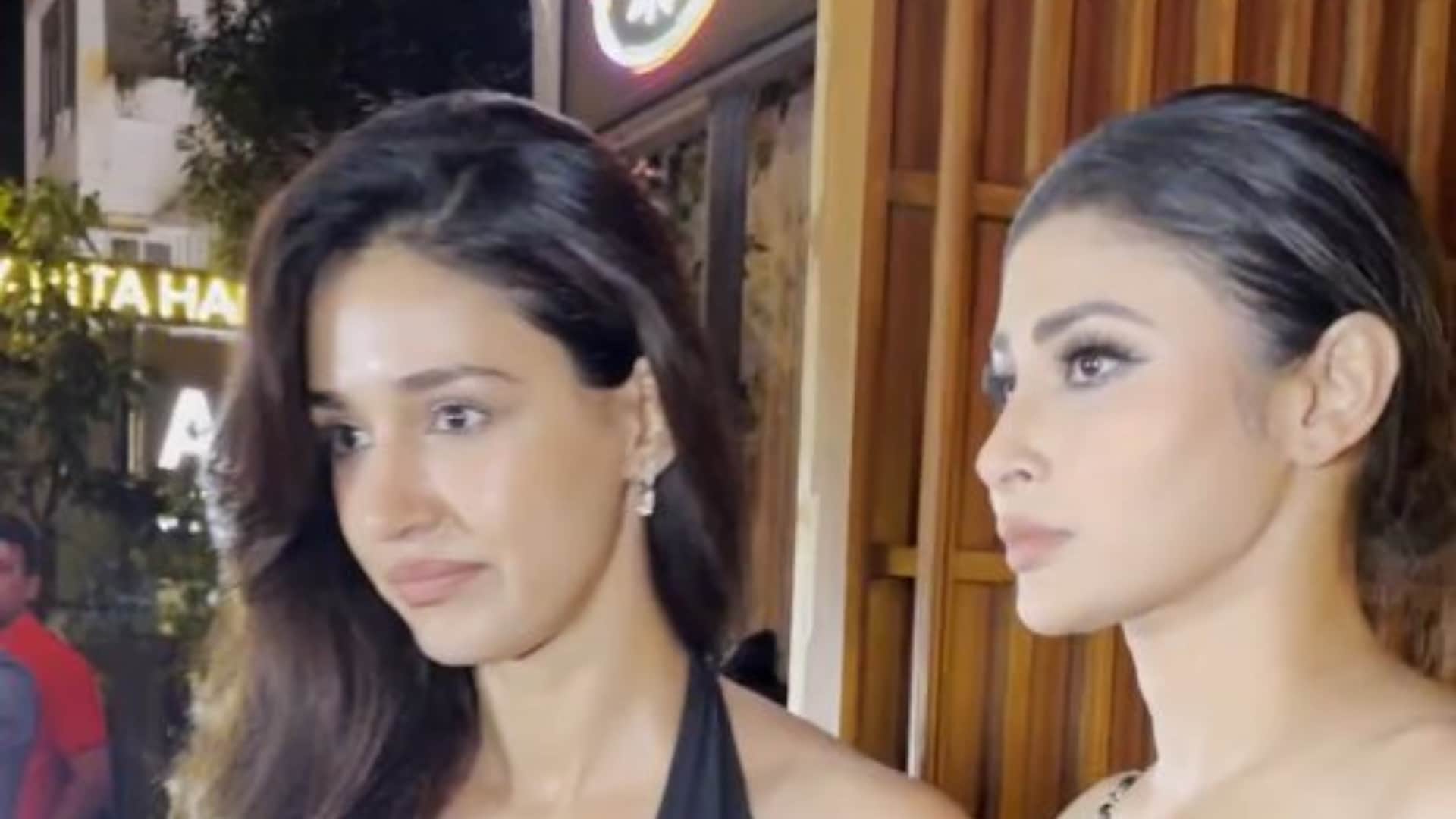 Mouni Roy Dinner Date With Friend Disha Patani