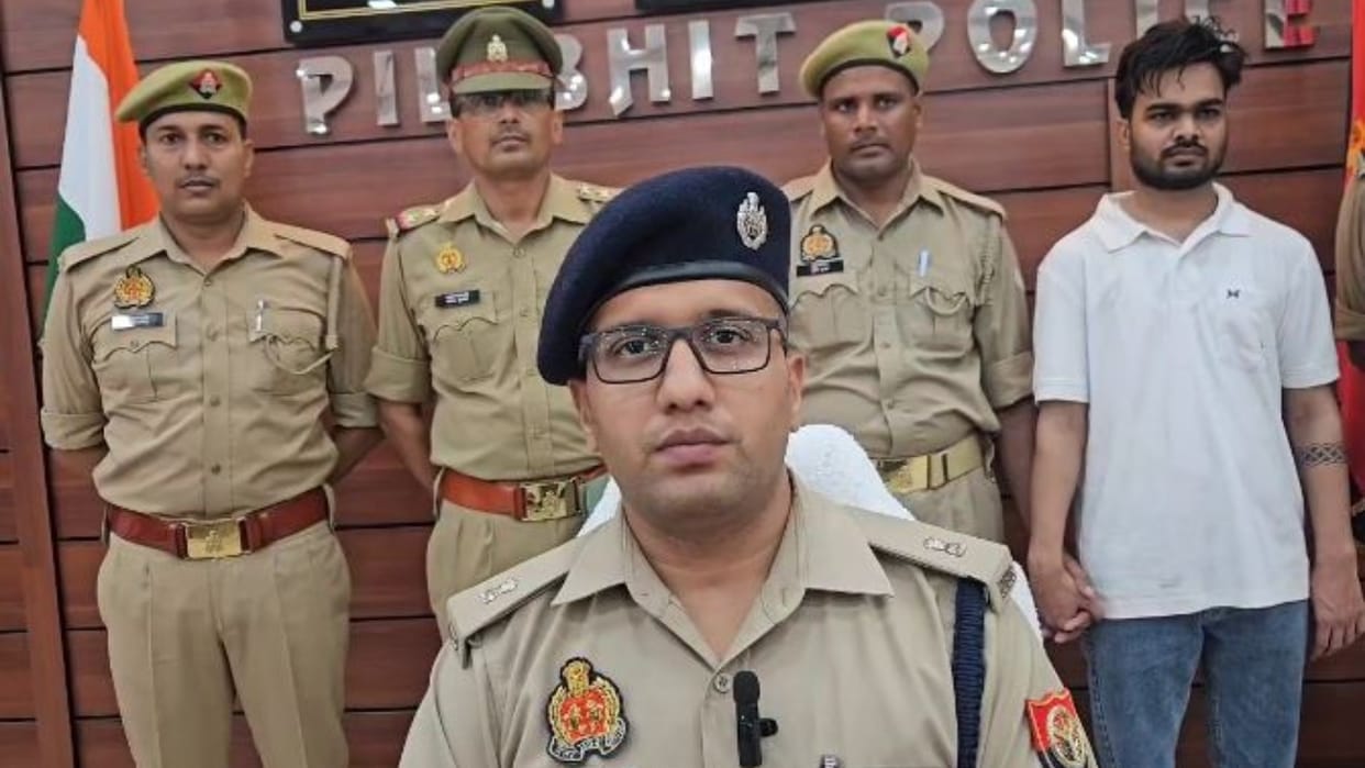 Pilibhit Police arrested fraudster from Delhi Hotel
