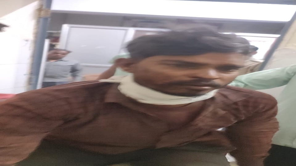 After drink alcohol, friends slit his throat