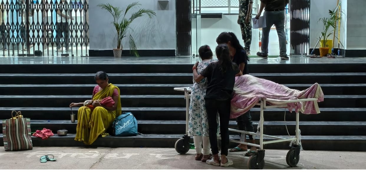 Bihar News: Woman dies during delivery, doctor accused of negligence