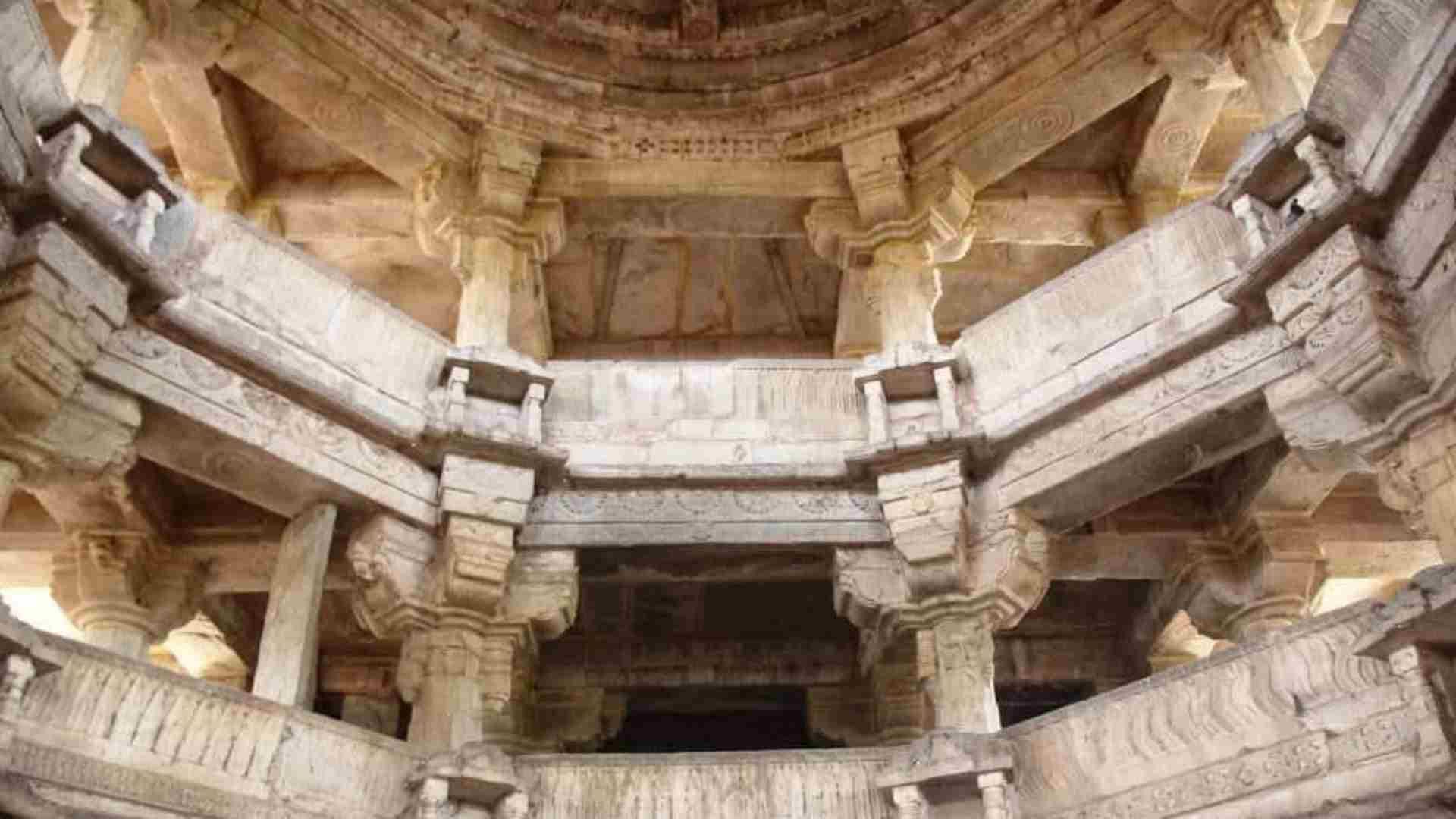 Banswara News: Devsomnath temple is a 12th century heritage with two Shivlingas in the sanctum sanctorum