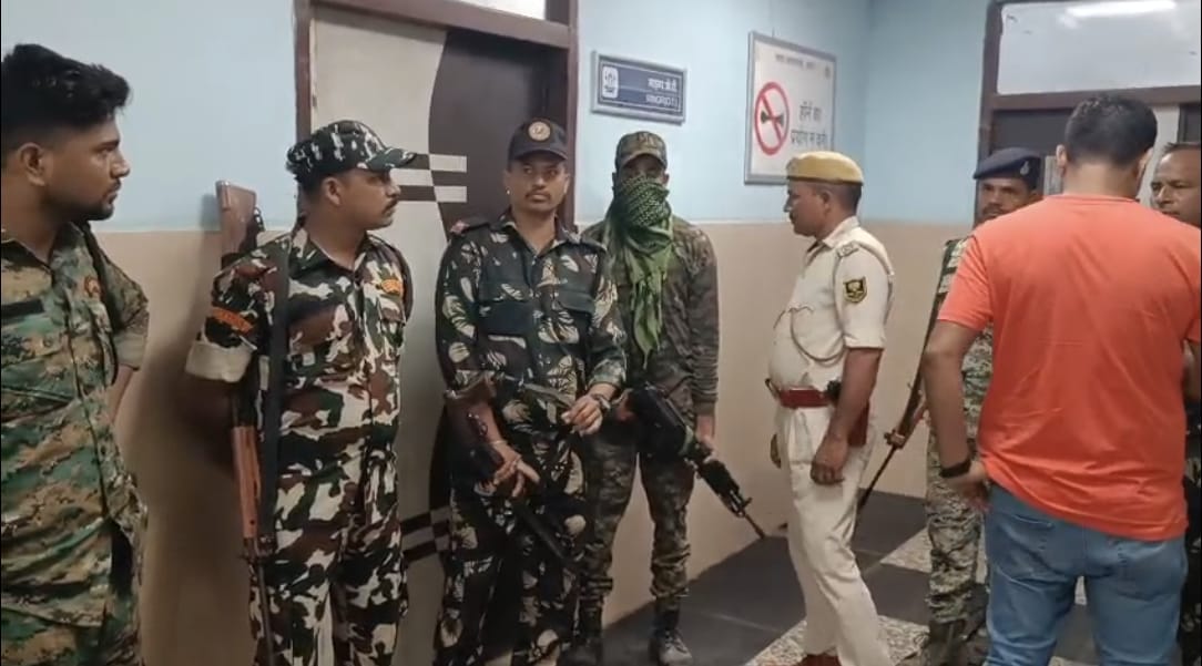 Bihar News: Police encounter in Bhojpur: Two accused shot: Action in Chandan Mishra murder case, STF