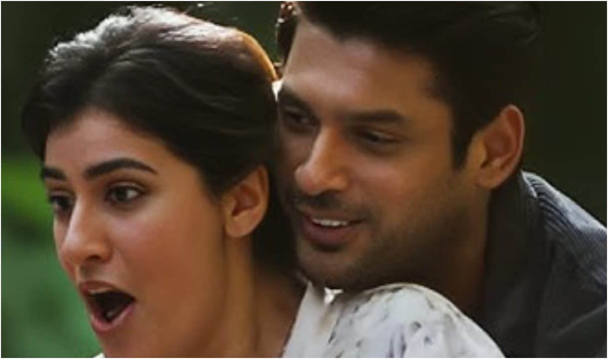 not just saiyaara these modern love stories on indian ott platforms will fill your heart with love aadha ishq