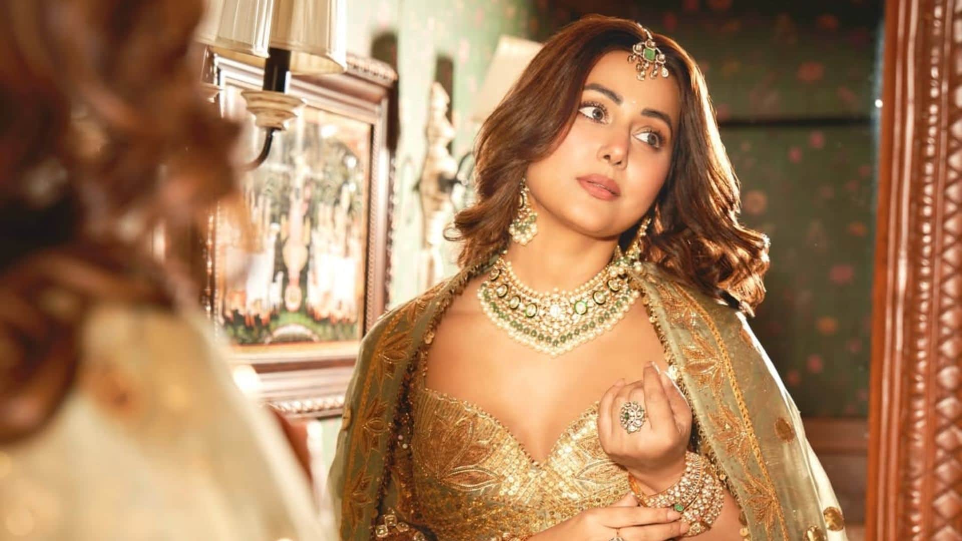 Hina Khan shares photos in lehenga give update about Pati Patni aur Panga