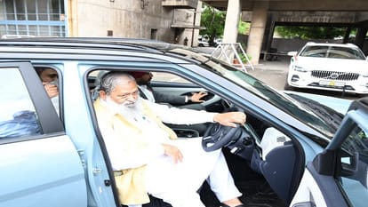 Minister Anil vij take car test drive