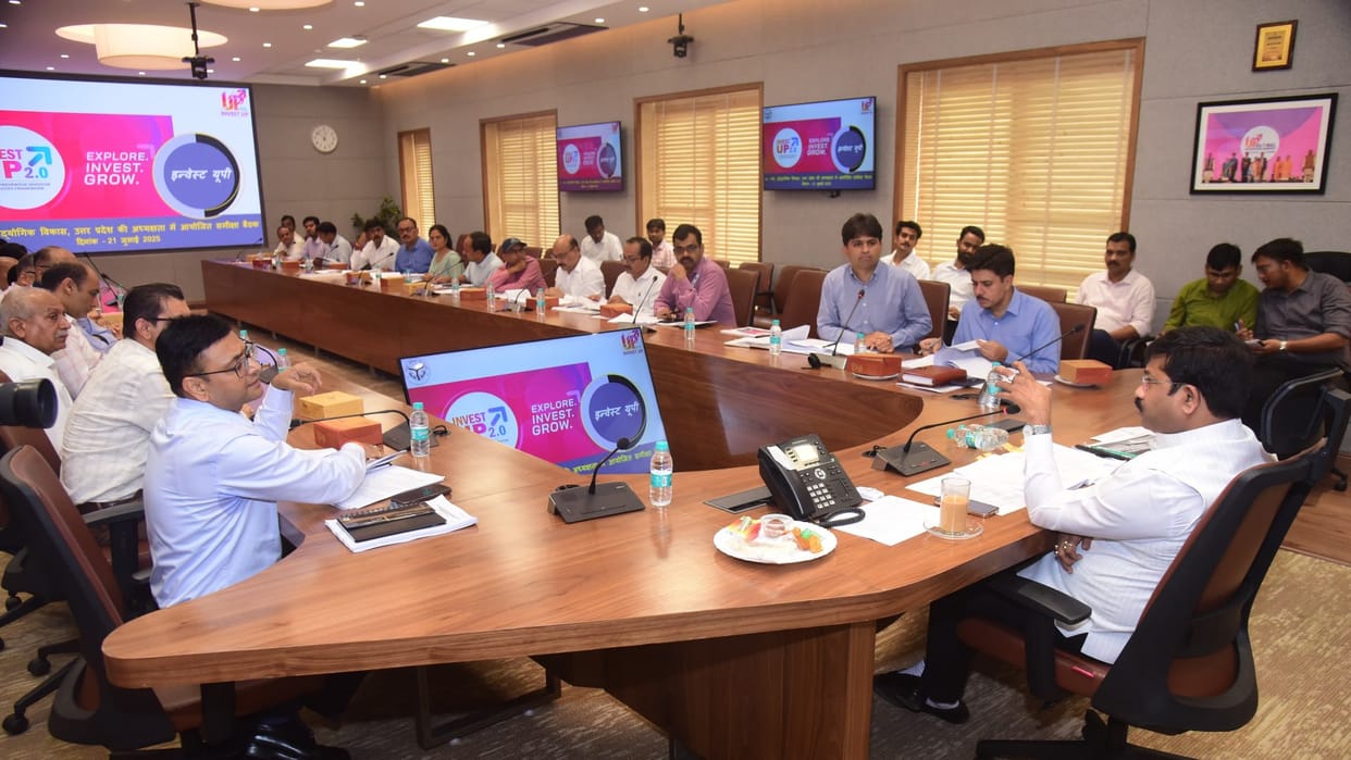UP: Bhoomi Pujan ceremony of more than five lakh crores will be held in November.