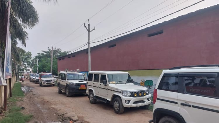 Bihar News: हरनौत थाने में तैनात दरोगा ने खुद को मारी गोली, हालत गंभीर; पटना किया गया रेफर