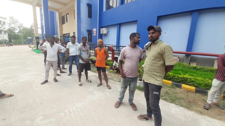 Bihar News: गोईठवा नदी में डूबने से दो किशोरों की मौत, नहाने गए थे...तभी फिसलने से हुई दुर्घटना; परिजन बेसुध