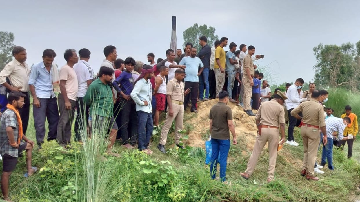 farmer found dead lying in water pit on the side of the road in Bareilly