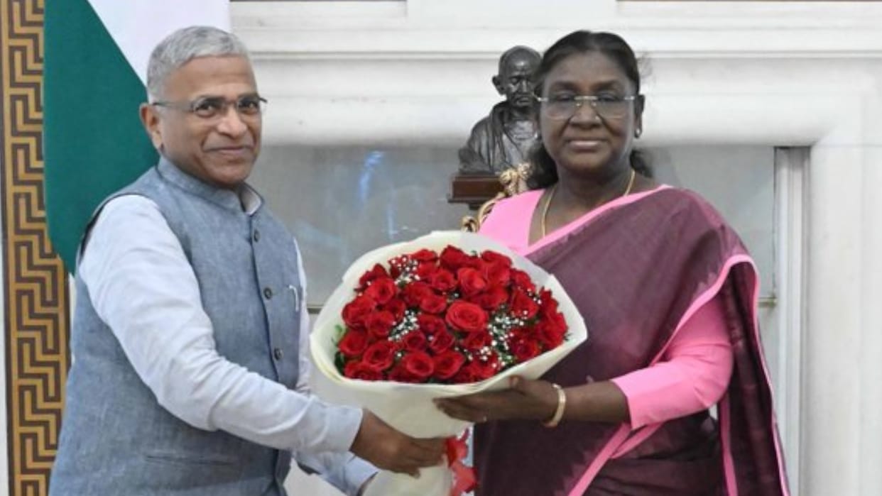 Harivansh, Deputy Chairman of Rajya Sabha, called on President Droupadi Murmu