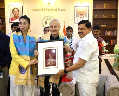 सीएम डॉ. यादव से अभिनेता अनुपम खेर ने की भेंट