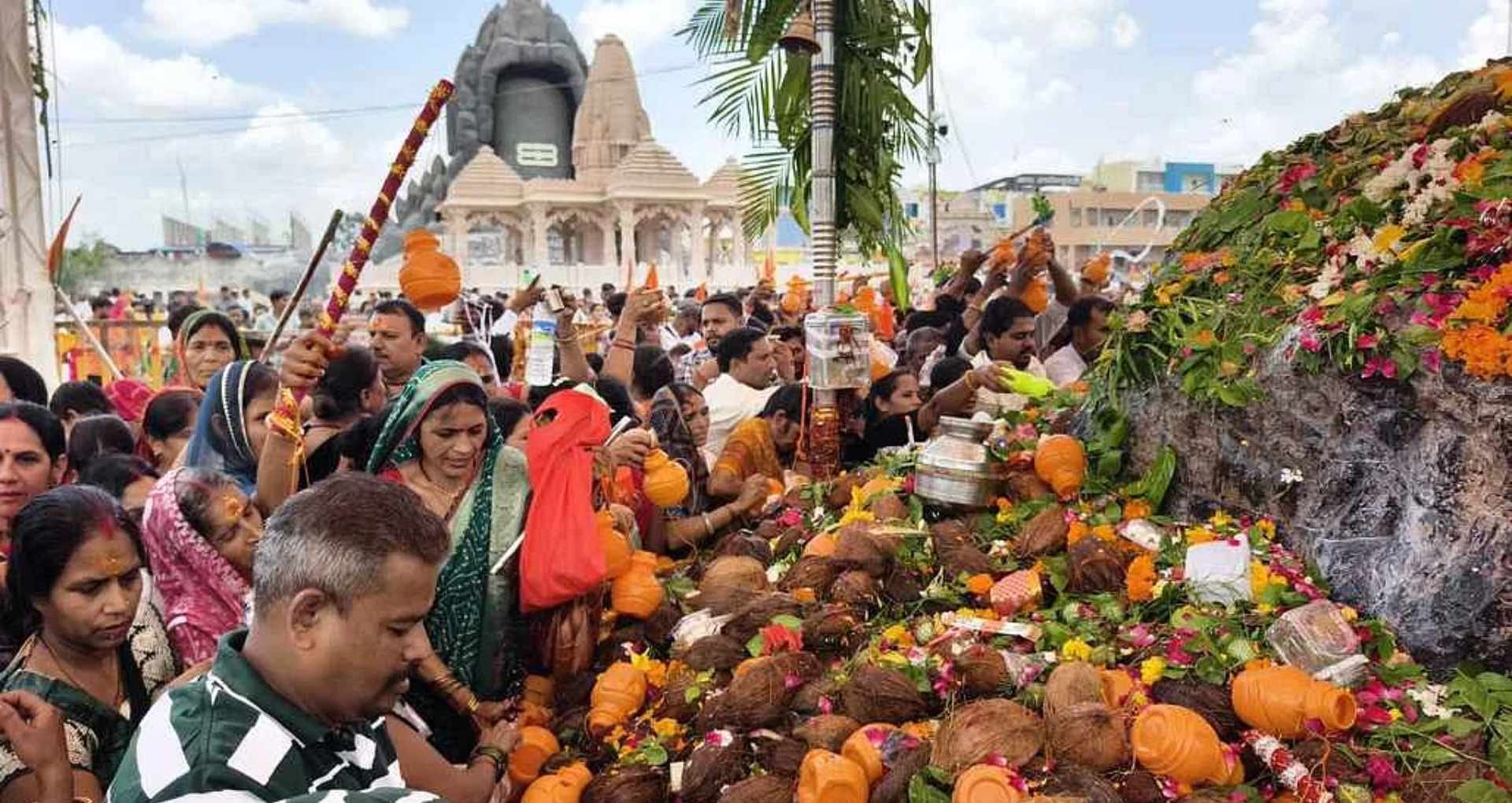 grand glimpse of Shiva devotion in Sehore, one lakh devotees performed Jalabhishek at Kubereshwar Dham, see ph