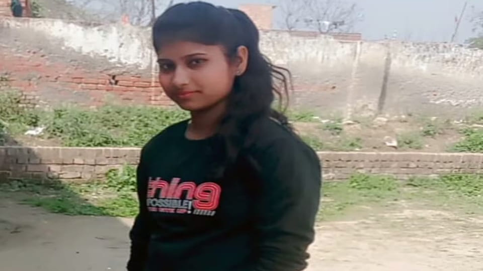 Kanpur: Young woman commits suicide by hanging herself at sister's in-laws' place