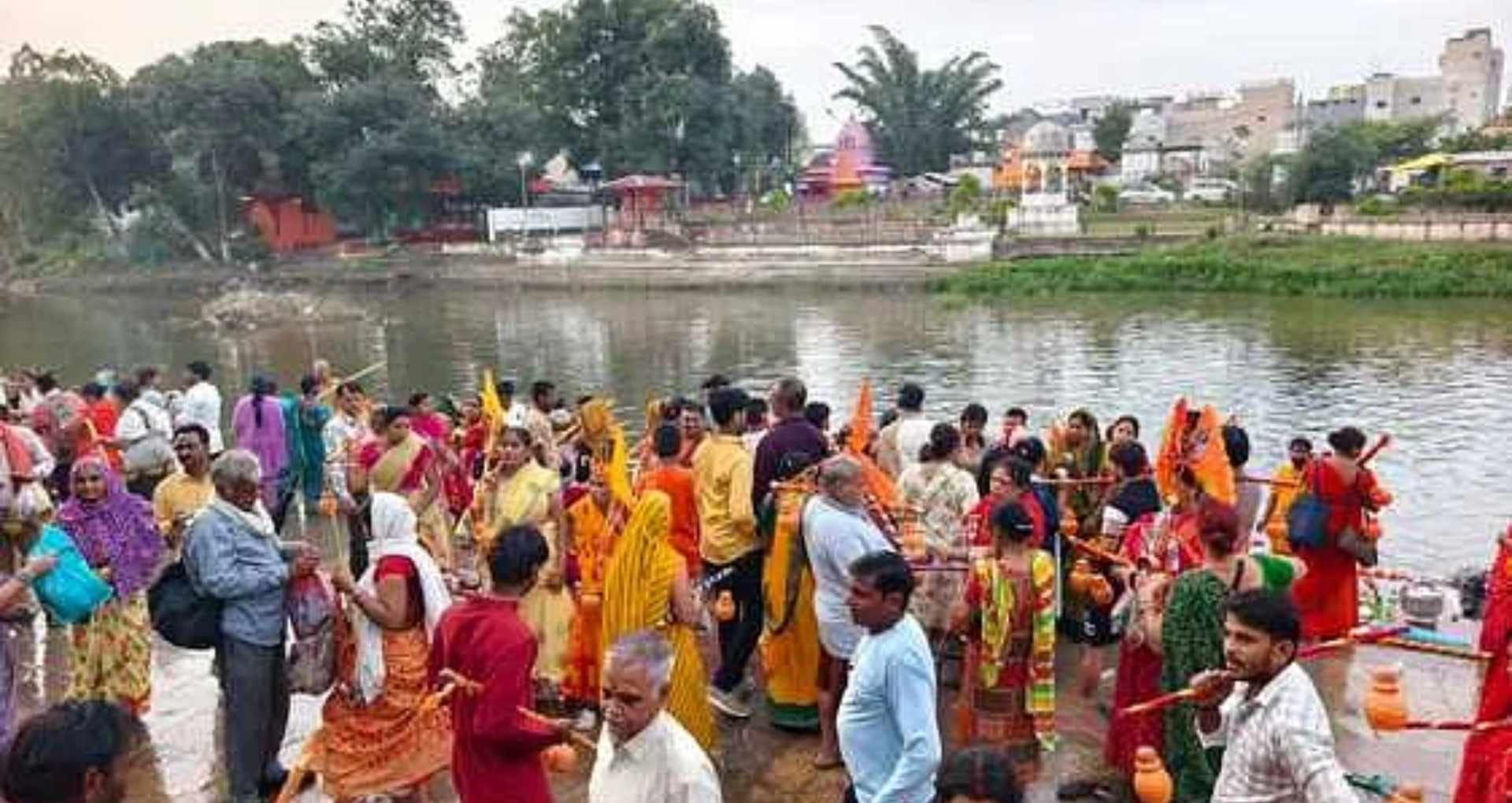 grand glimpse of Shiva devotion in Sehore, one lakh devotees performed Jalabhishek at Kubereshwar Dham, see ph