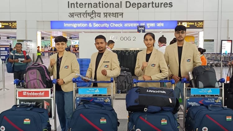 फ्रेंच बॉक्सिंग वर्ल्ड कप 2025: उजबेकिस्तान रवाना हुई भारतीय टीम, बिहार से तीन खिलाड़ी व एक कोच शामिल