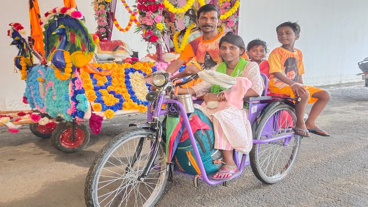 Divyaang Amit s family started Kanwar Yatra on single wheelchair