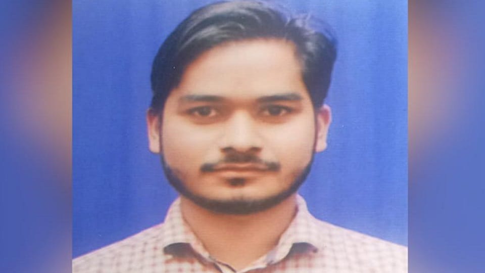 Shamli: Young man going to Badrinath Dham dies in accident, wife injured, bike fell into ditch