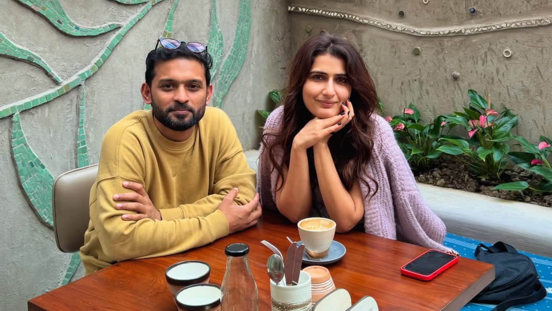 Fatima Sana Shaikh called mad to Aap Jaisa Koi Director vivek soni