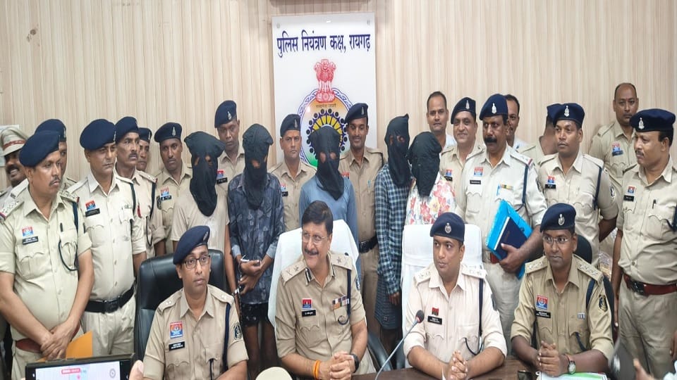 Cash and jewellery worth lakhs stolen from Shyam Mandir police arrested six accused