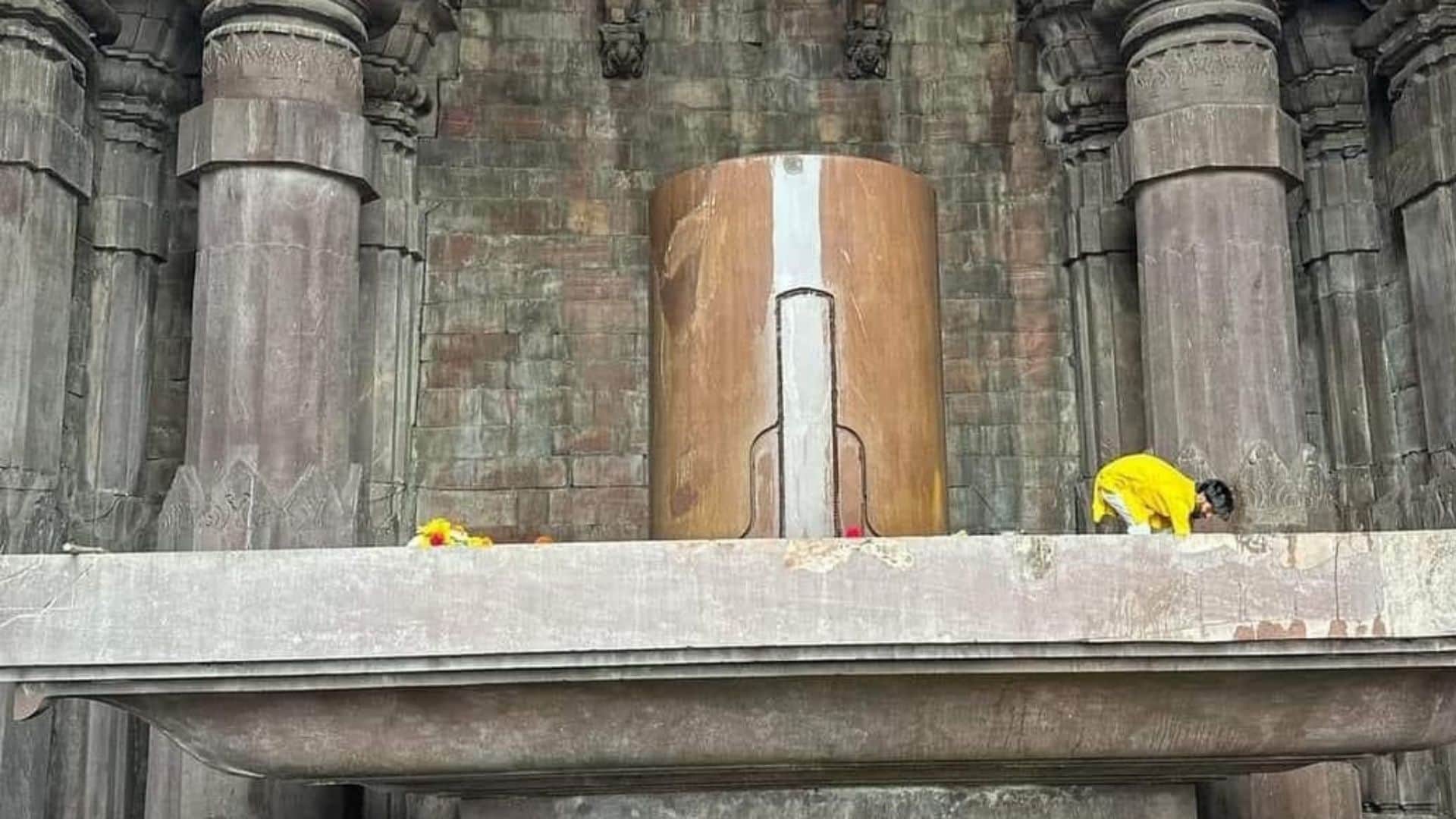 MP News Bhojeshwar Mahadev Temple Devotees Gather for Shiv Abhishek Know Bhojpur Temple Facts in Hindi