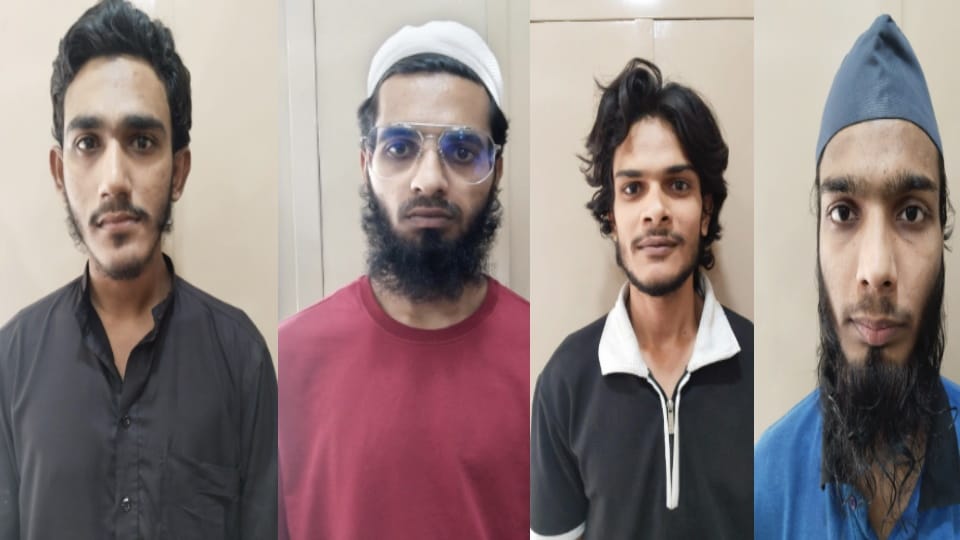 Gujarat ATS arrests four suspected Al-Qaeda operatives; one originally from Meerut