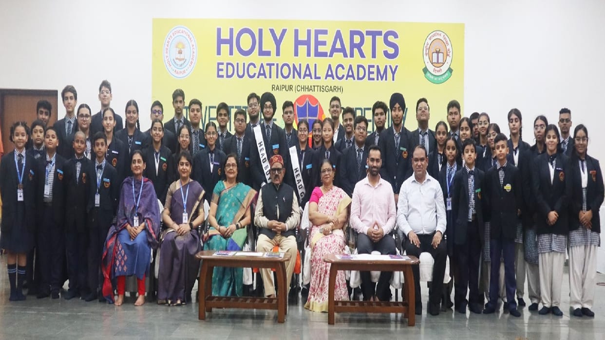 student cabinet Formation in Holy Hearts School Raipur CG: Dilpreet became head boy, Samridhi became head girl