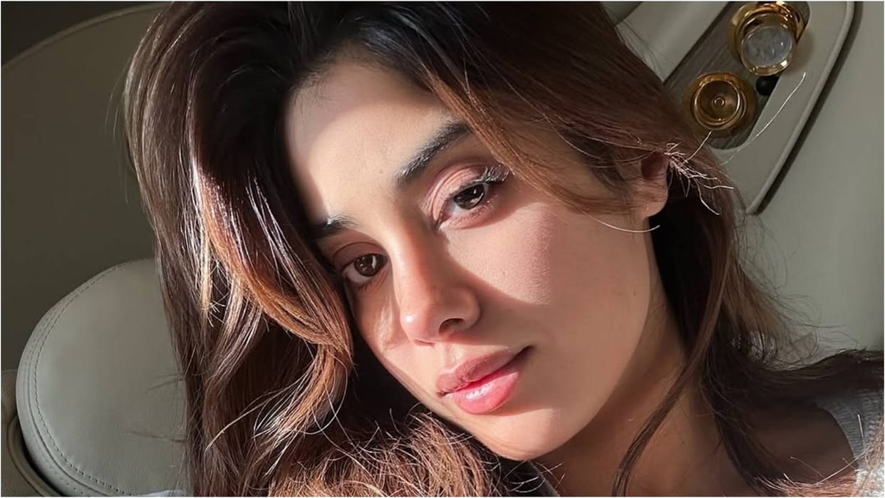 Param Sundari actress Janhvi Kapoor shares her stylish and stunning photos from flight says lots of love