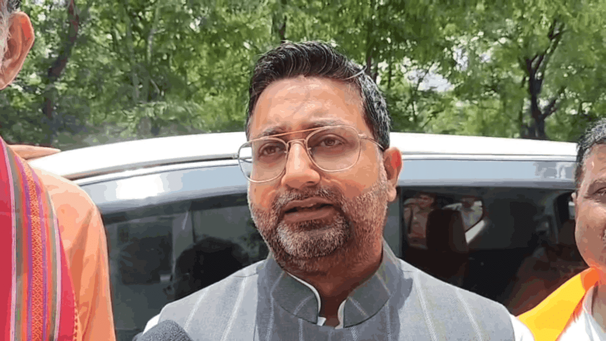 People gave bottles of mineral water and dirty water to minister in charge on visit to Lalitpur