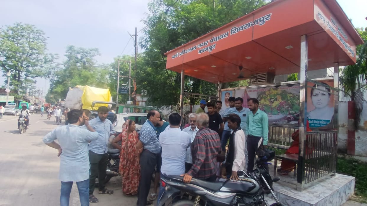 Kanpur Body of an elderly man found lying near Muderi crossing identified after photo went viral