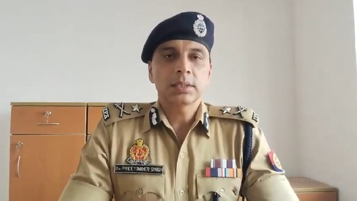 PTI suspended for misbehaving with female police recruits in gorakhpur