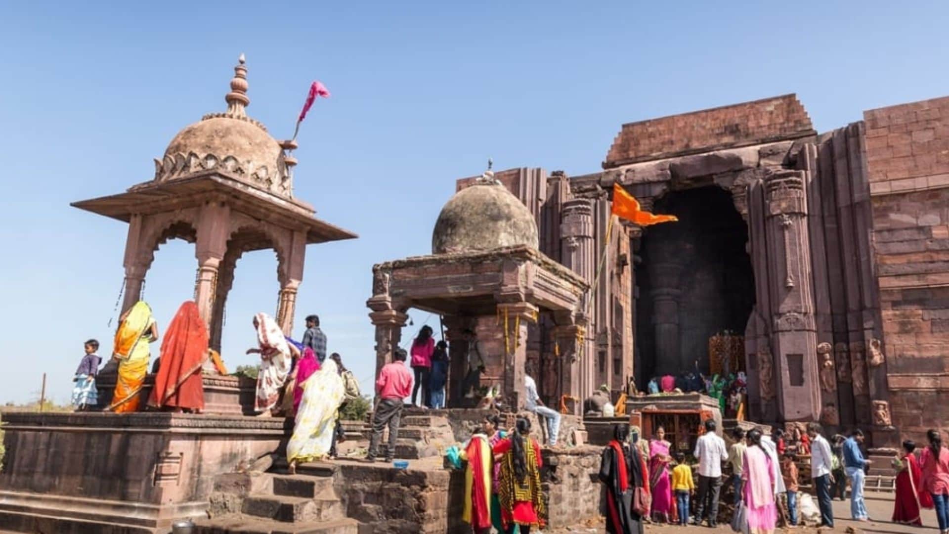 MP News Bhojeshwar Mahadev Temple Devotees Gather for Shiv Abhishek Know Bhojpur Temple Facts in Hindi